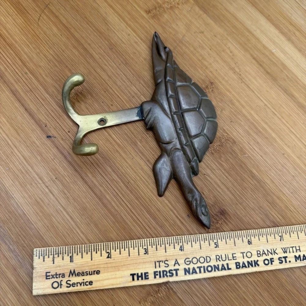 Brass Sea Turtle Hook unbranded MCM